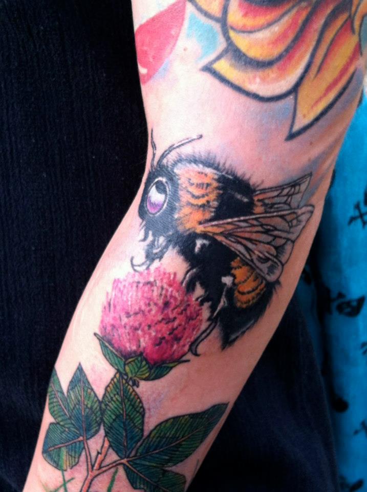 fun little bee on my buddy at work becky, will add more to it along with some background when we have more time
