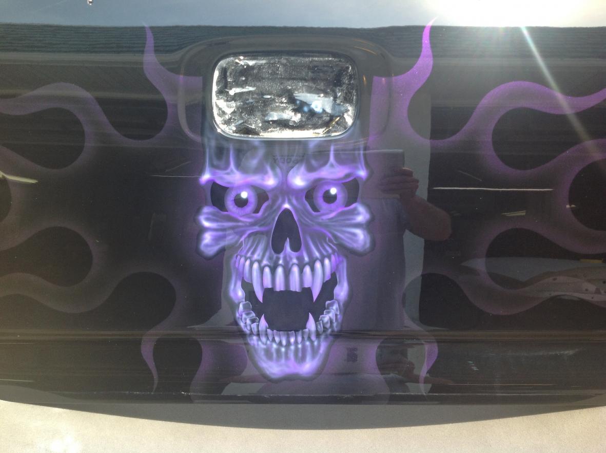 Airbrush skull ghost flames