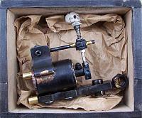 old school hand made rotary tattoo machine with adjustable sensitivity and speed separately 
weight: 150g